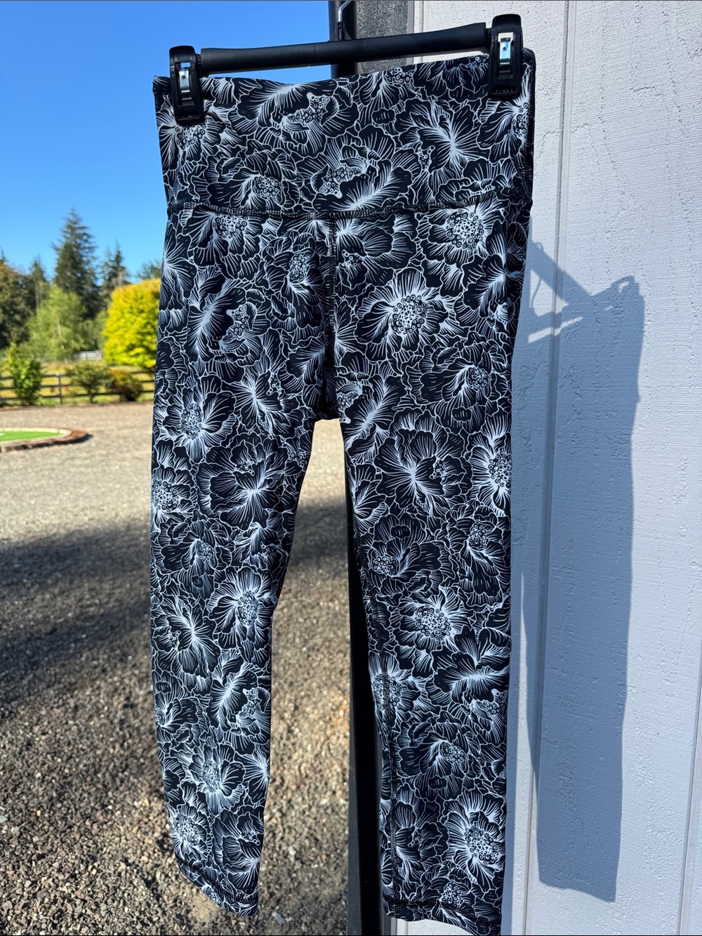 Black & White Floral Leggings